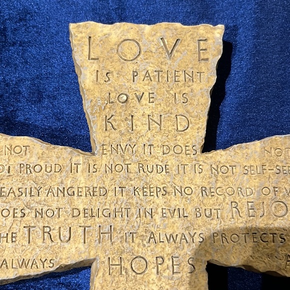 Love is Patient Love is Kind 1 Corinthians 13:4-8 Wall Cross Zondervan Inspirio - Picture 2 of 12